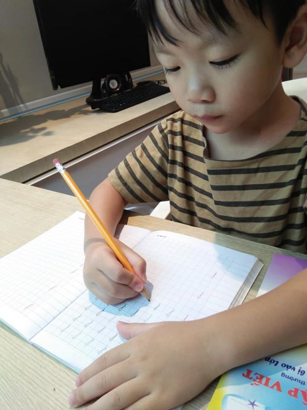 bang chu cai 600x800 - Hướng dẫn dạy bé học bảng chữ cái hiệu quả bố mẹ cần phải biết